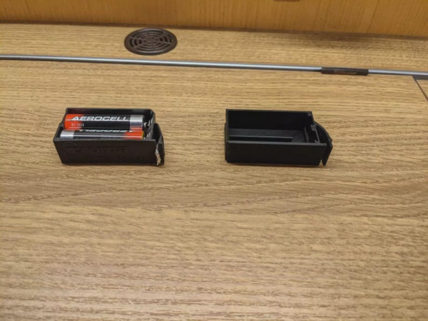 il_794xN.7329183912_ngsx Scatola della Batteria Riscaldatore Truma: Un Ricambio Durevole