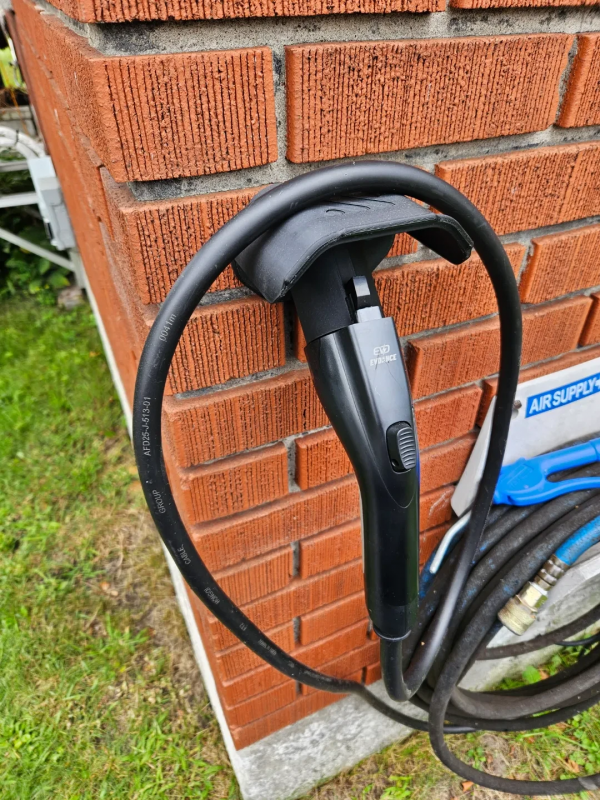 s-l1600 - 2025-10-08T174312.373