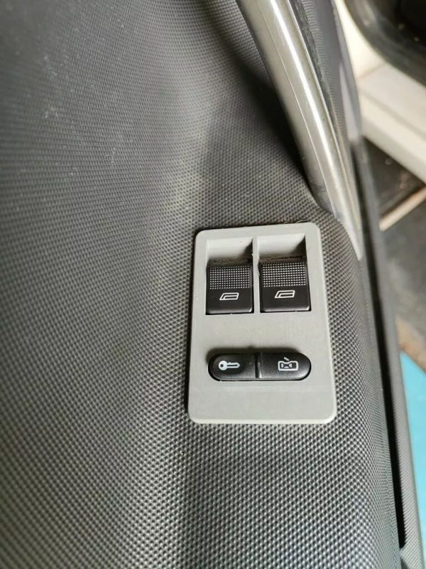 s-l1600 - 2025-10-13T130309.510